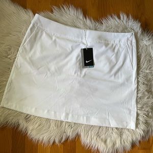 NIKE Dri-Fit Golf Skort NWT